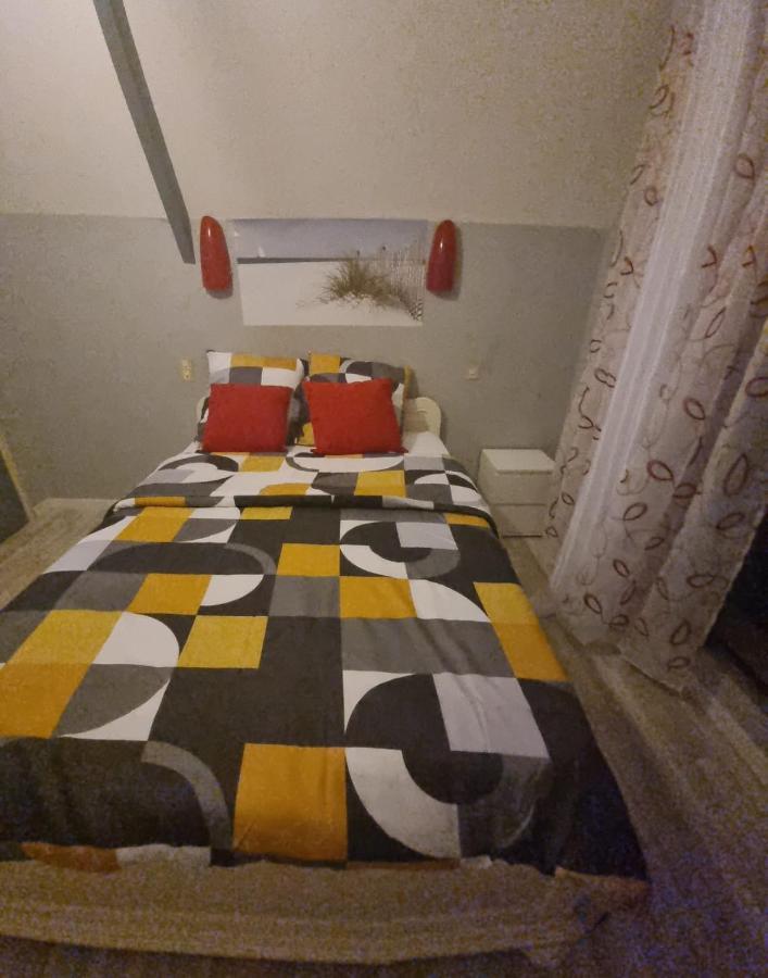 Belle Chambre Avec Balcon Arques  Exteriér fotografie